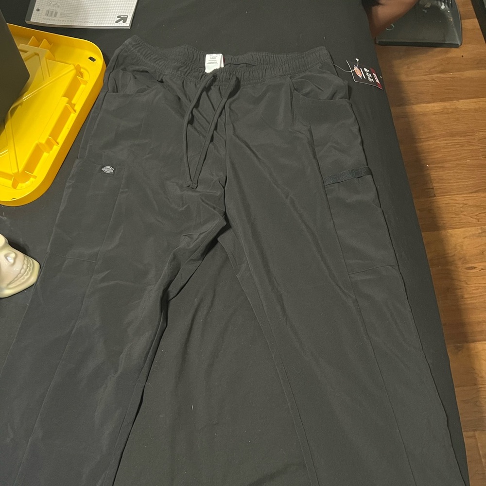 Dickies scrub pants